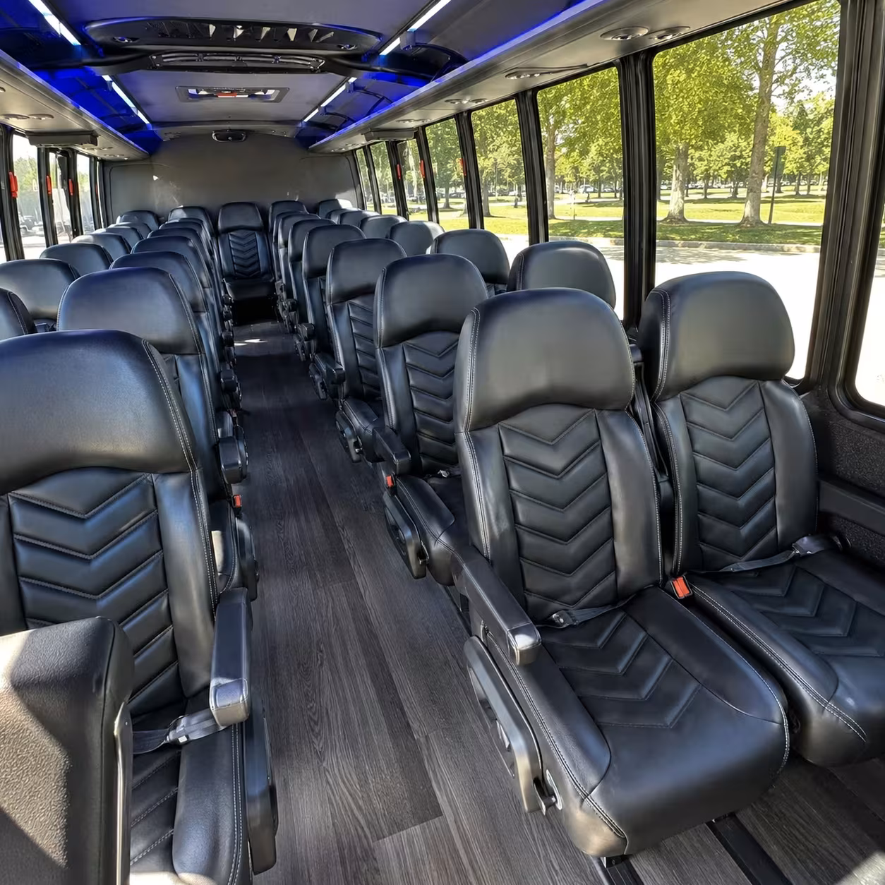 san dimas 25 passenger minibus rental