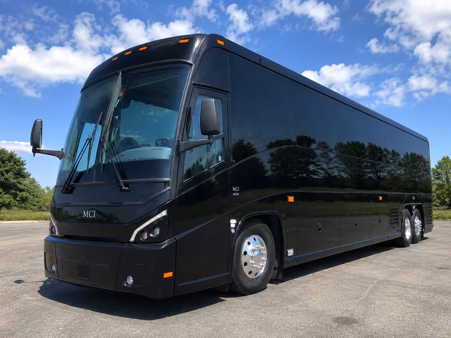 san dimas bus rentals for raging waters and bonelli park